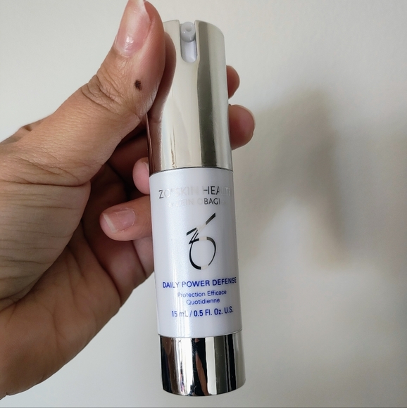 ZO SKIN HEALTH Daily Power Defense cream - Picture 3 of 7